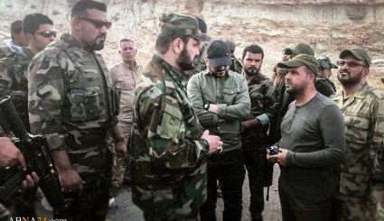 حضور دبیرکل نجباء در اتاق عمليات الحويجه
