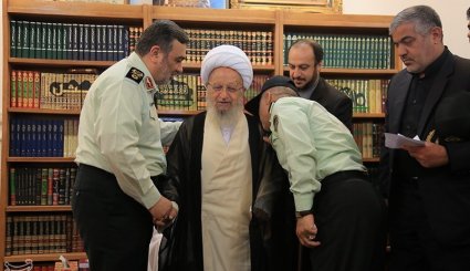 دیدار فرمانده نیروی انتظامی با علما و مراجع - قم