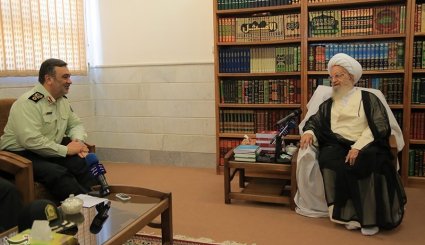 دیدار فرمانده نیروی انتظامی با علما و مراجع - قم
