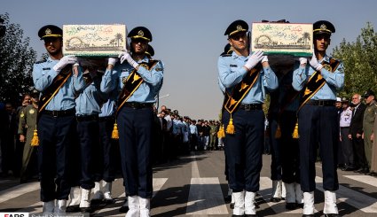 تشییع دو شهید گمنام دفاع مقدس در شهرک آسمان