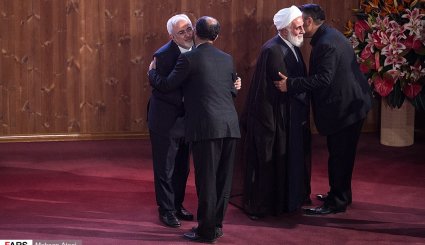 همایش آیت‌الله هاشمی رفسنجانی و هشت سال دفاع مقدس