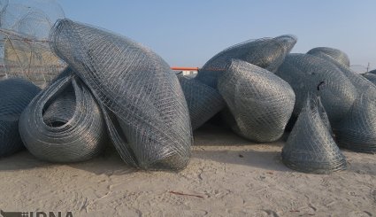 گرگور قفسی برای صید ماهی
