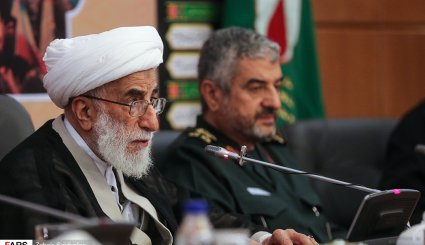 نشست هماهنگی برگزاری مراسم چهلمین سالگرد پیروزی انقلاب اسلامی + تصاویر