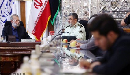 دیدار فرمانده نیروی انتظامی با رییس مجلس