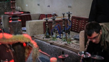 جمع آوری قلیان از قهوه خانه های قم