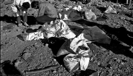 20 مهر 1373 - سقوط هواپیمای مسافربری « فوکر» آسمان + تصاویر