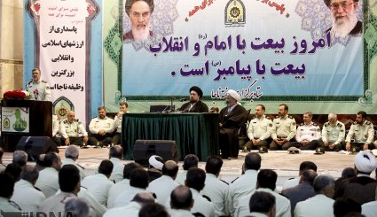 تجدید میثاق فرماندهان ناجا با آرمان های امام(ره) + تصاویر