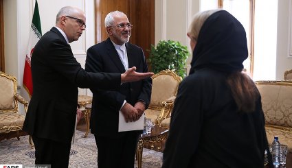 تقدیم استوارنامه سفرای جدید فنلاند، سریلانکا و فیلیپین