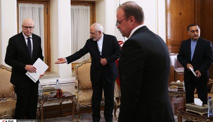 تقدیم استوارنامه سفرای جدید فنلاند، سریلانکا و فیلیپین