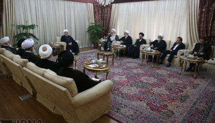 دیدار نمایندگان جامعه روحانیت مبارز با رئیس جمهوری