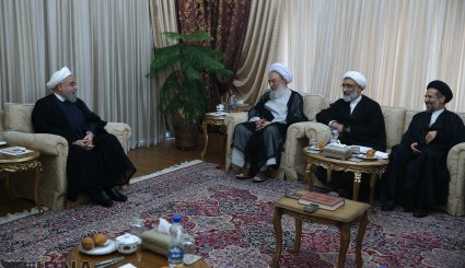 دیدار نمایندگان جامعه روحانیت مبارز با رئیس جمهوری