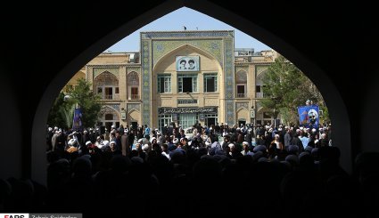 تجمع طلاب حوزه علمیه قم در اعتراض به سخنان ترامپ
