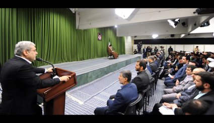 تصاویر دیدار جمعی از استعدادهای برتر و نخبگان جوان کشور با رهبر انقلاب 
