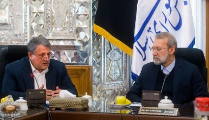 دیدار اعضای شورای شهر تهران با رئیس مجلس