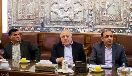 دیدار اعضای شورای شهر تهران با رئیس مجلس