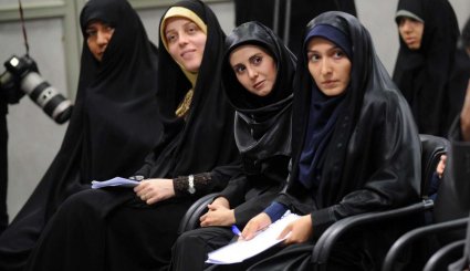 تصاویر دیدار جمعی از استعدادهای برتر و نخبگان جوان کشور با رهبر انقلاب 