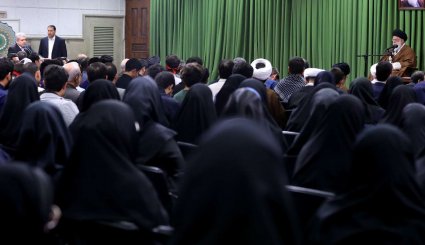تصاویر دیدار جمعی از استعدادهای برتر و نخبگان جوان کشور با رهبر انقلاب 
