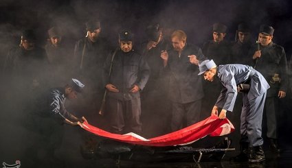 نمایش «شوایک، سرباز ساده دل» + تصاویر