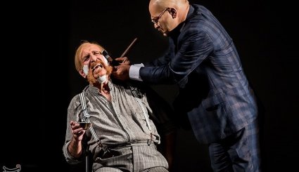 نمایش «شوایک، سرباز ساده دل» + تصاویر
