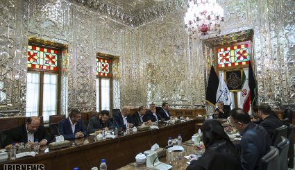 تصاویر/ دیدار معاون اول رئیس دفتر حماس با دکتر لاریجانی‎