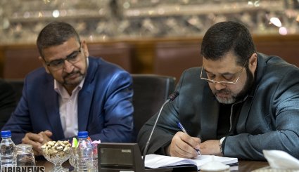 تصاویر/ دیدار معاون اول رئیس دفتر حماس با دکتر لاریجانی‎