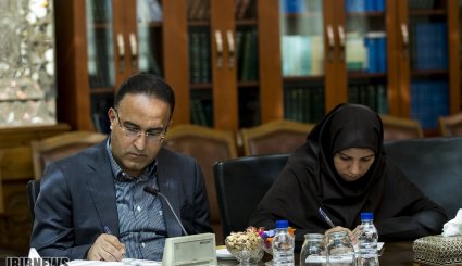 تصاویر/ دیدار معاون اول رئیس دفتر حماس با دکتر لاریجانی‎