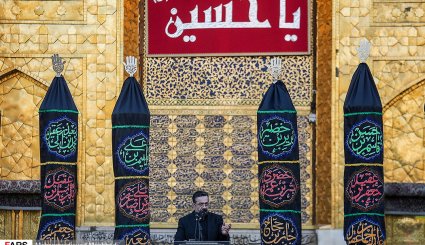 بدرقه خدام و زوار اربعین حسینی در حرم مطهر رضوی