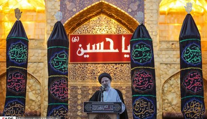 بدرقه خدام و زوار اربعین حسینی در حرم مطهر رضوی