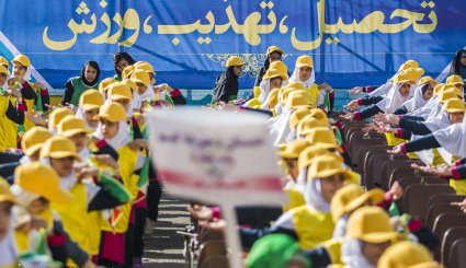 مراسم افتتاح چهارمین دوره المپیاد ورزشی درون مدرسه‌ای