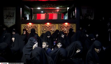 وداع با پیکر شهید مصطفی نبی لو