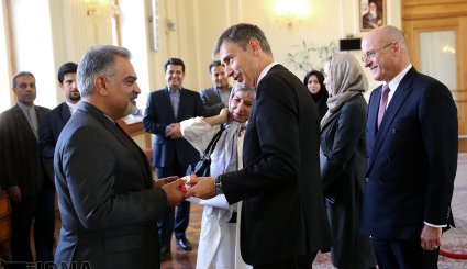امضای سند تاسیس دفتر حفاظت منافع ایران در عربستان + تصاویر