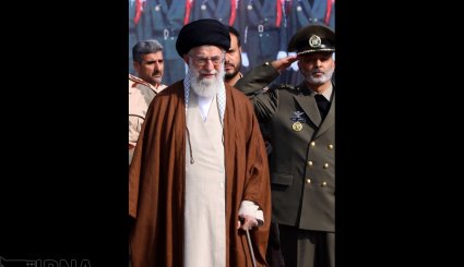حضور فرمانده کل قوا در مراسم دانش‌آموختگی دانشگاه‌های افسری ارتش + تصاویر