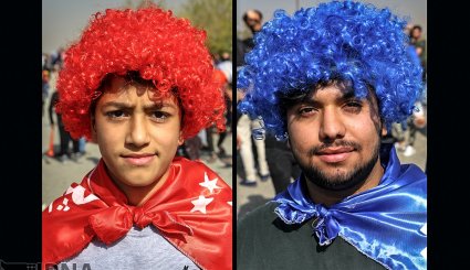 هوادارن تیم های فوتبال پرسپولیس و استقلال تهران + تصاویر