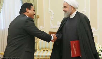 تقدیم استوارنامه های سفرای جدید چهار کشور به روحانی + تصاویر