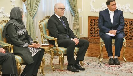 تقدیم استوارنامه های سفرای جدید چهار کشور به روحانی + تصاویر