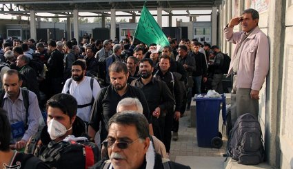خروج زائران اربعین حسینی از مرز مهران