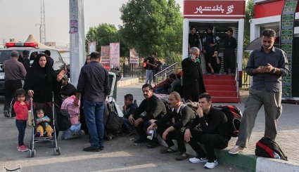 خروج زائران اربعین حسینی از مرز مهران