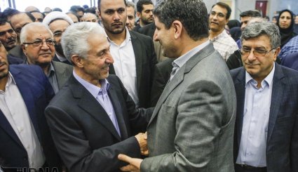 استقبال کارکنان وزارت علوم از وزیر جدید