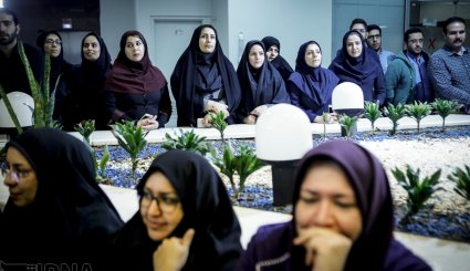 استقبال کارکنان وزارت علوم از وزیر جدید
