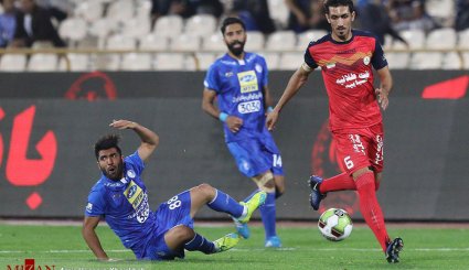 استقلال تهران ۲ - نفت ۰
