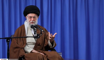 دیدار دانش‌آموزان و دانشجویان با رهبر انقلاب + تصاویر