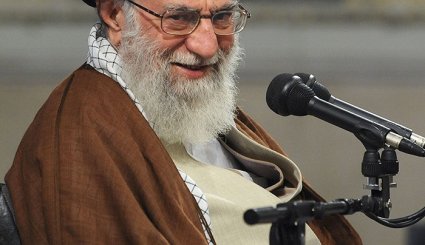 دیدار دانش‌آموزان و دانشجویان با رهبر انقلاب + تصاویر