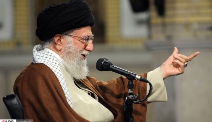 دیدار دانش‌آموزان و دانشجویان با رهبر انقلاب + تصاویر