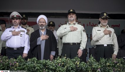 تشییع ۵۴ شهید تازه‌ تفحص‌ شده نیروی انتظامی در ستاد فرماندهی ناجا + تصاویر