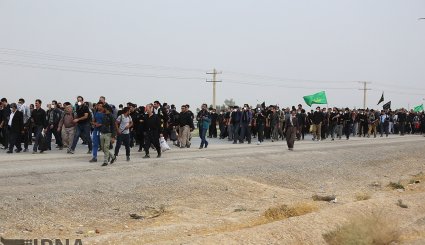 زائران اربعین در شهر کوت عراق + تصاویر