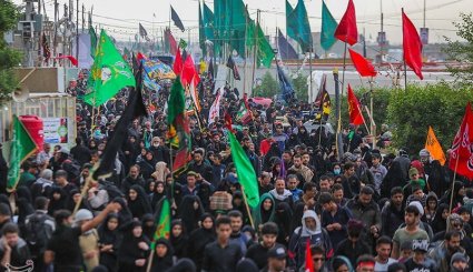 پیاده روی زائران اربعین حسینی