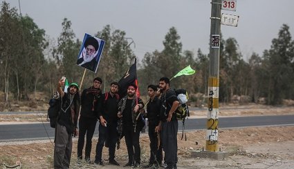 پیاده روی زائران اربعین حسینی