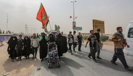 پیاده روی زائران اربعین حسینی