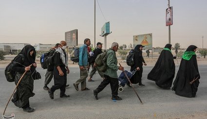 پیاده روی زائران اربعین حسینی