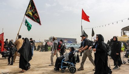 پیاده روی زائران اربعین حسینی